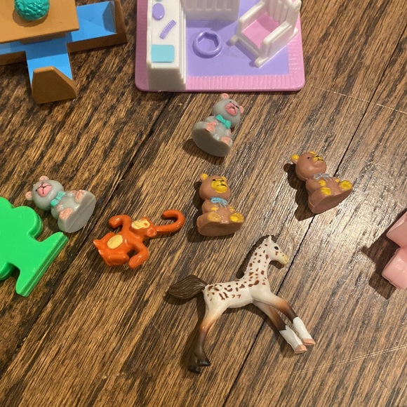 Polly Pocket!!   1994 Lewis Galoob Polly Pocket My Pretty Dollhouse and MORE - Picture 15 of 15